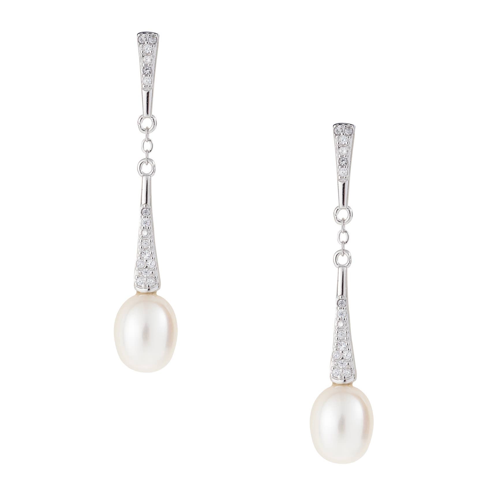 Beautiful Freshwater Pearl Studs: Studs