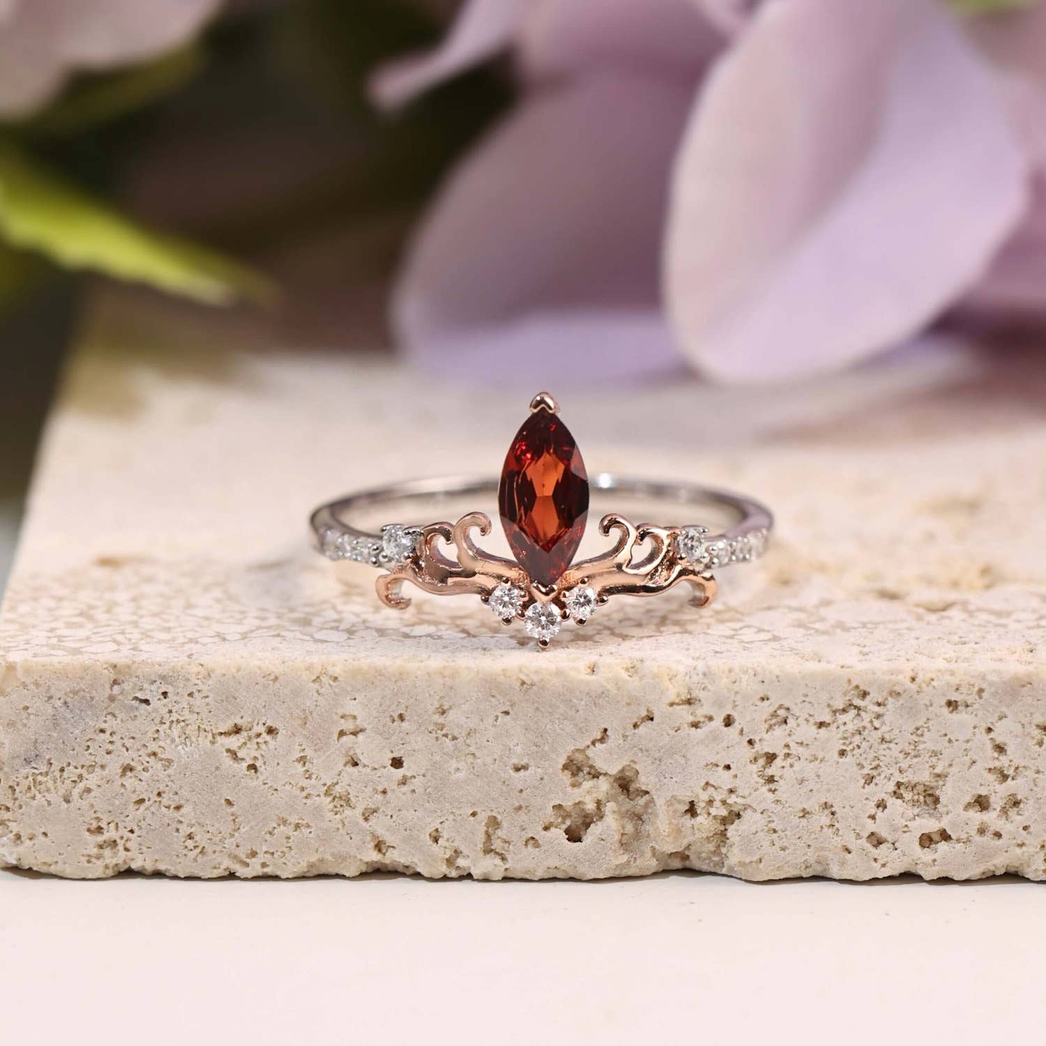 Fire Ring : White Gold Vermeil. Size 8 P1/2