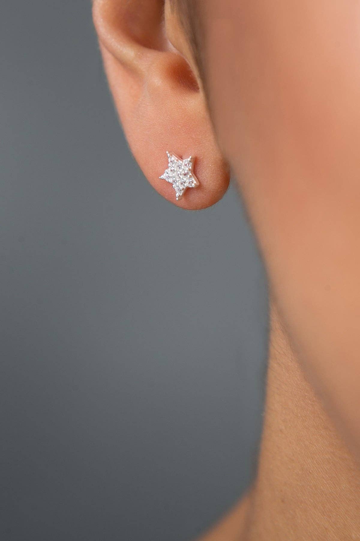 Women's Star Design 925 Sterling Silver Earrings: GOLD