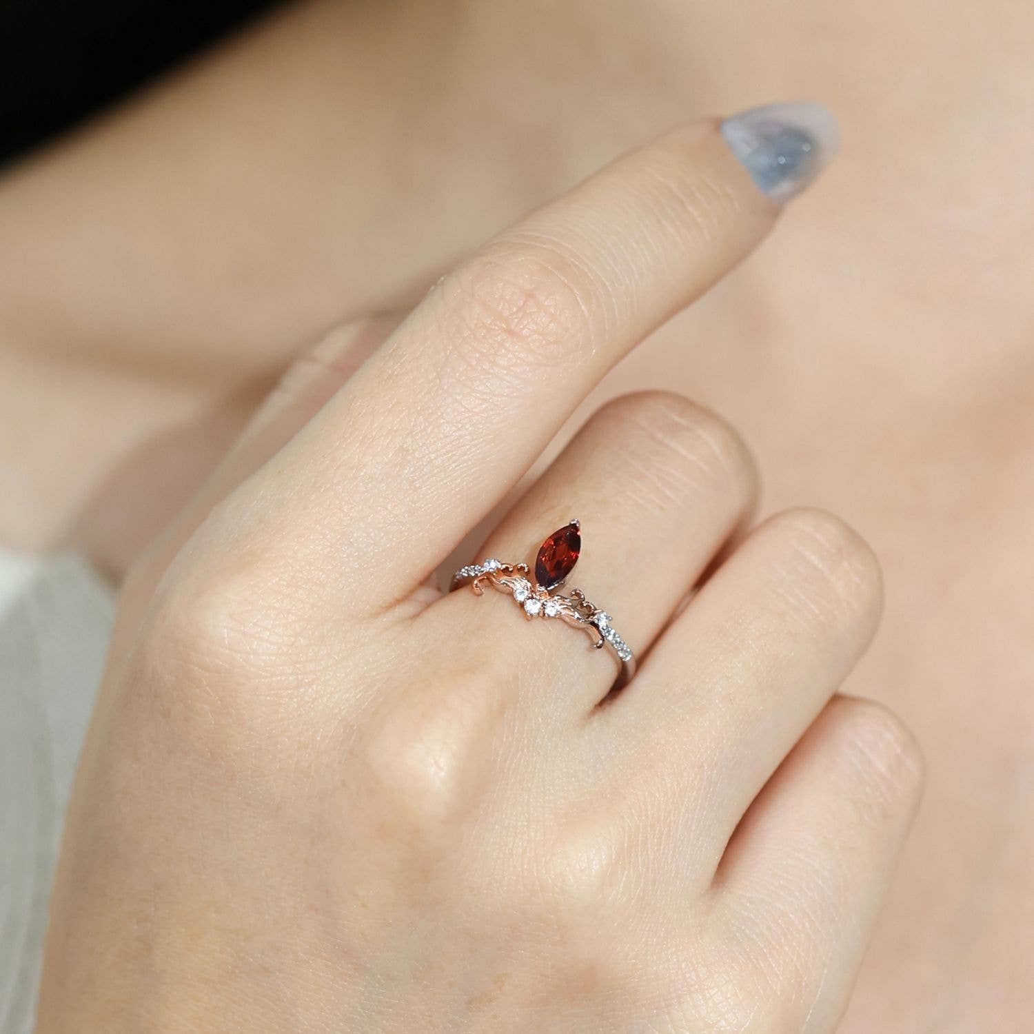 Fire Ring : White Gold Vermeil. Size 8 P1/2