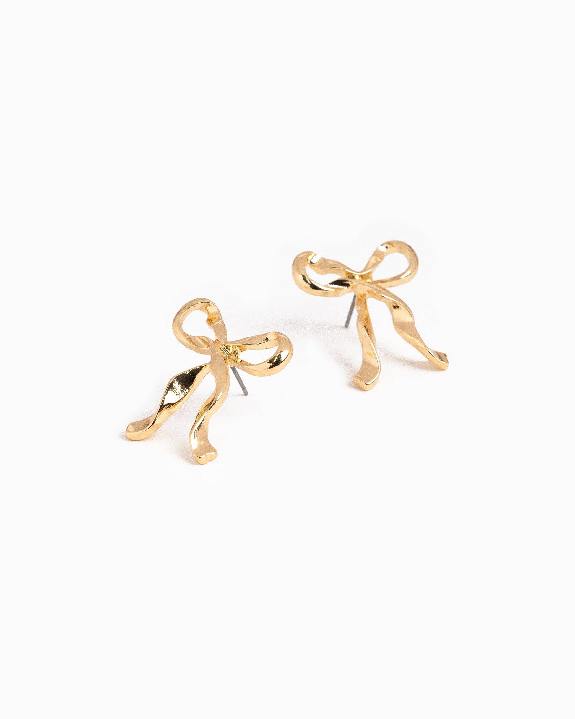 Twisted Metal Bow Earrings: Gold
