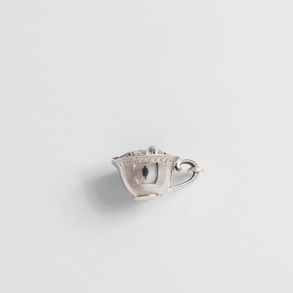 Labyrinth Worm in a Cup Necklace: 925 Sterling Silver / Silver