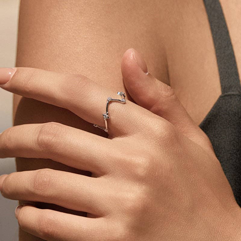 Moissanite Irregular Line Band Ring in 925 Sterling Silver: size Q