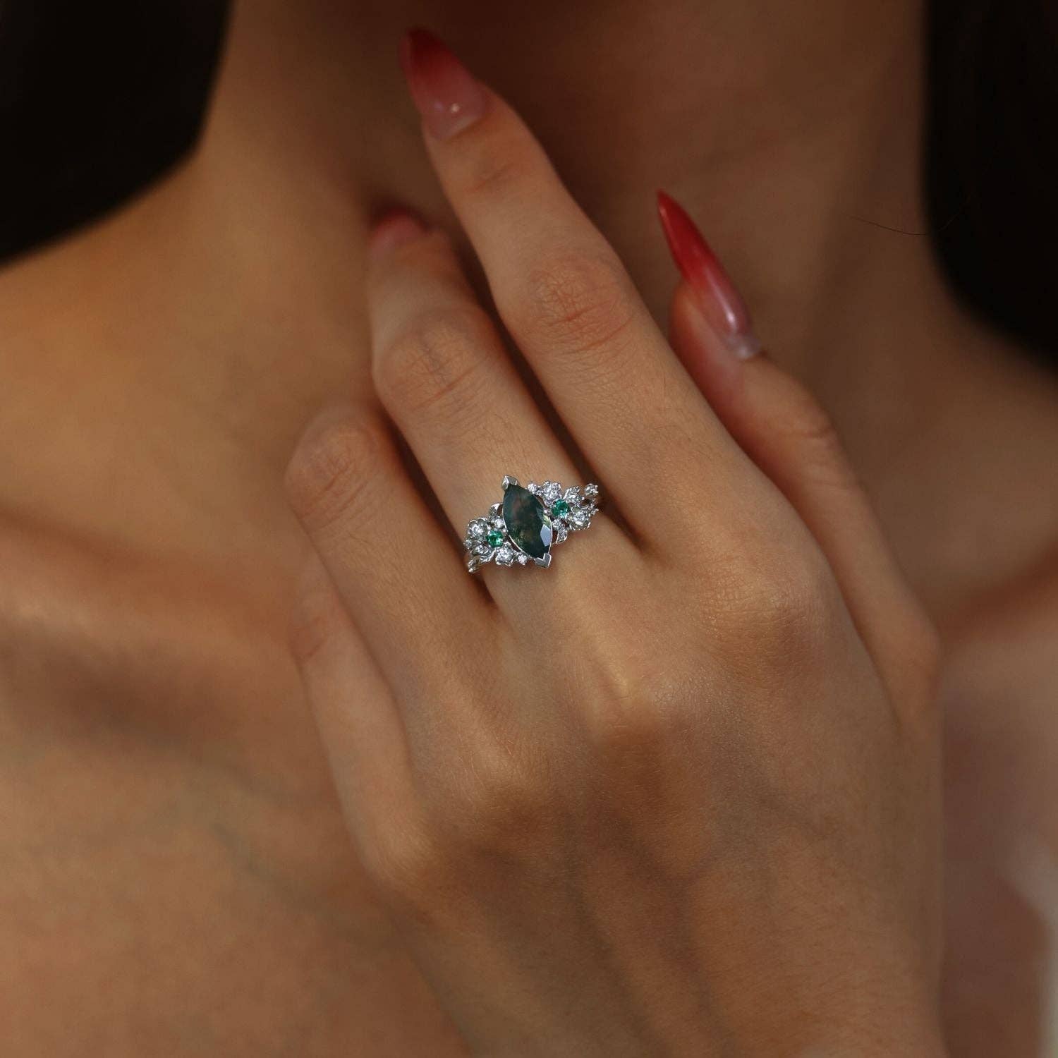 Briar Meadow Moss Agate Ring: White Gold Vermeil N1/2