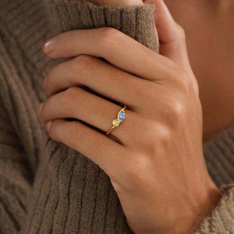 Two-Tone Double Shape Wave Band Ring in 925 Sterling Silver: size U