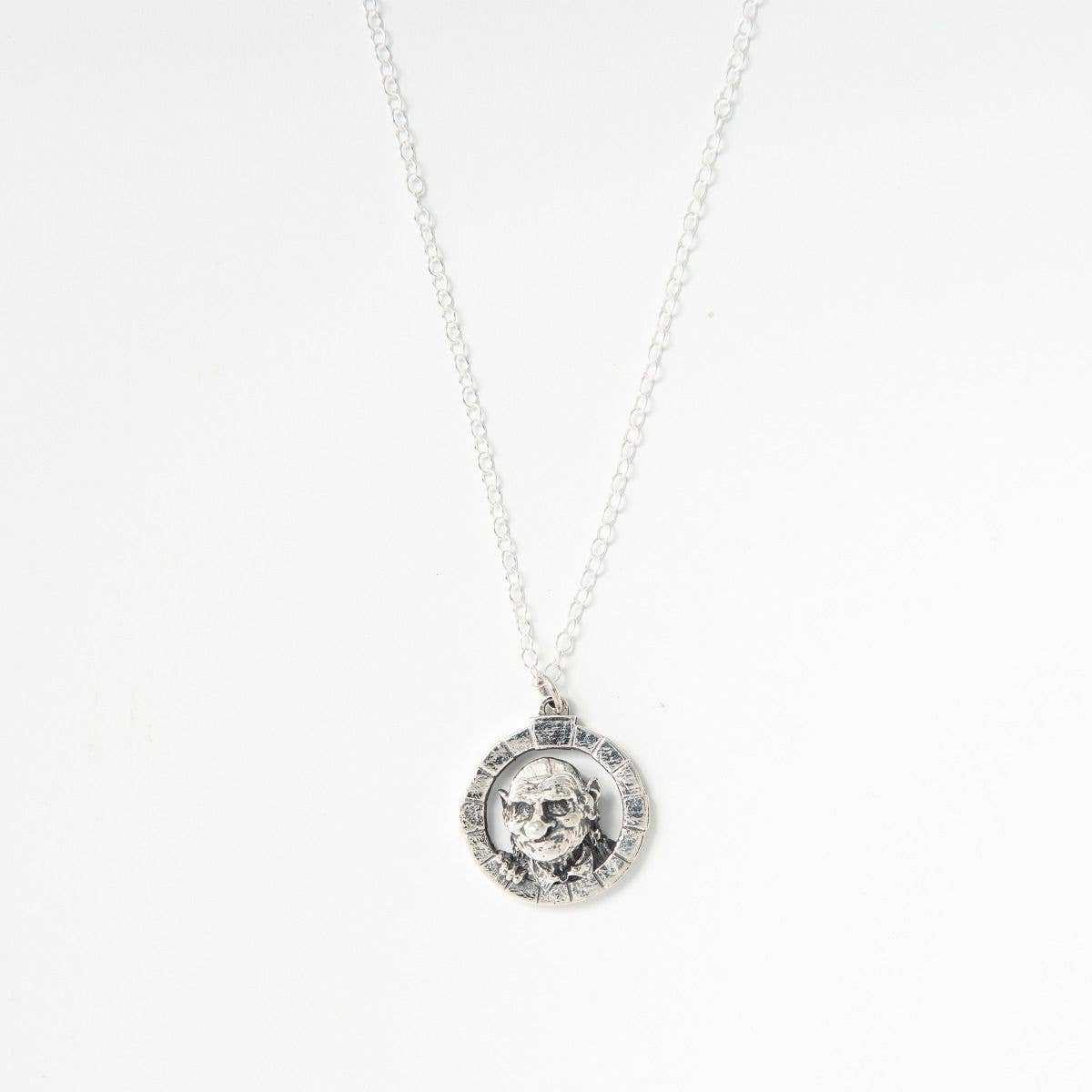 Labyrinth Hoggle Necklace: 925 Sterling Silver / Silver
