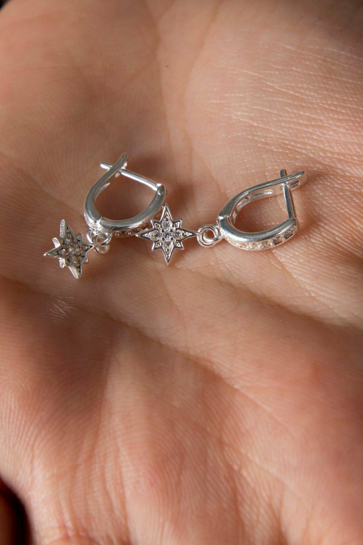 Women's 925 Sterling Silver North Star Earrings: SILVER