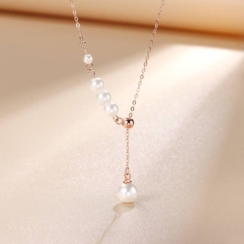 Simple Elegant Pearl Pendant Necklace in 925 Sterling Silver: Gold
