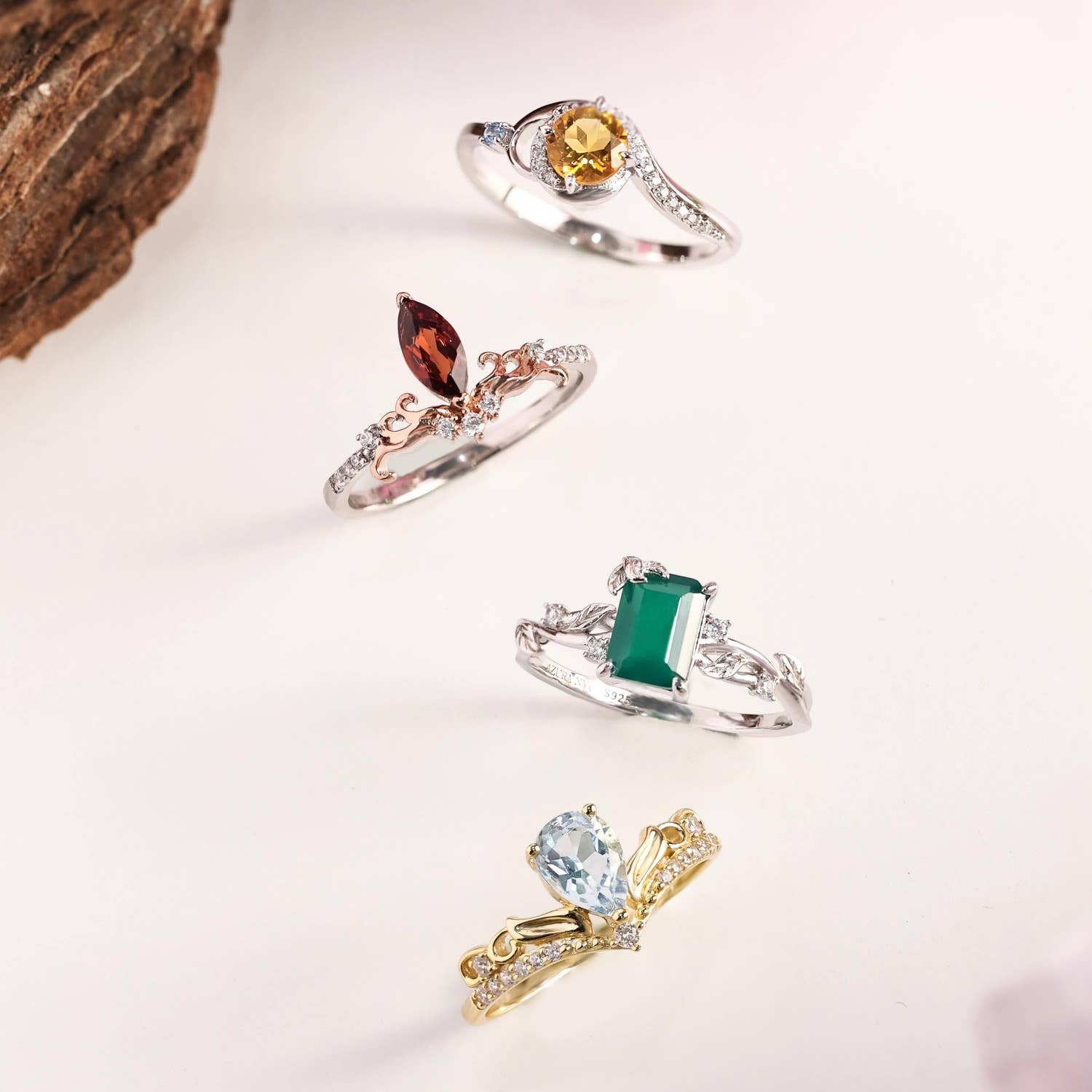 Fire Ring : White Gold Vermeil. Size 8 P1/2