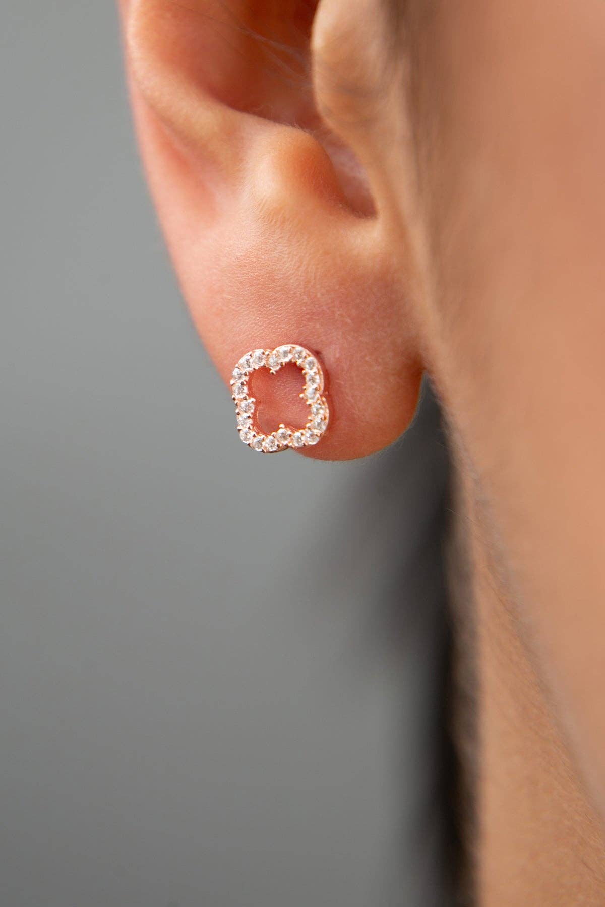 Women's 925 Sterling Silver Rose-Plated Flower Earrings with Stone Detail: SILVER