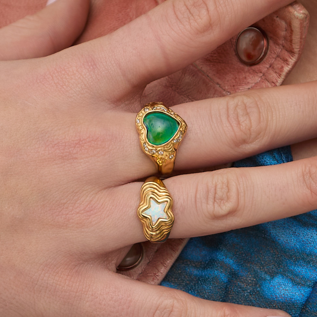 Moody Witch Ring Gold: XL-US 10-UK U