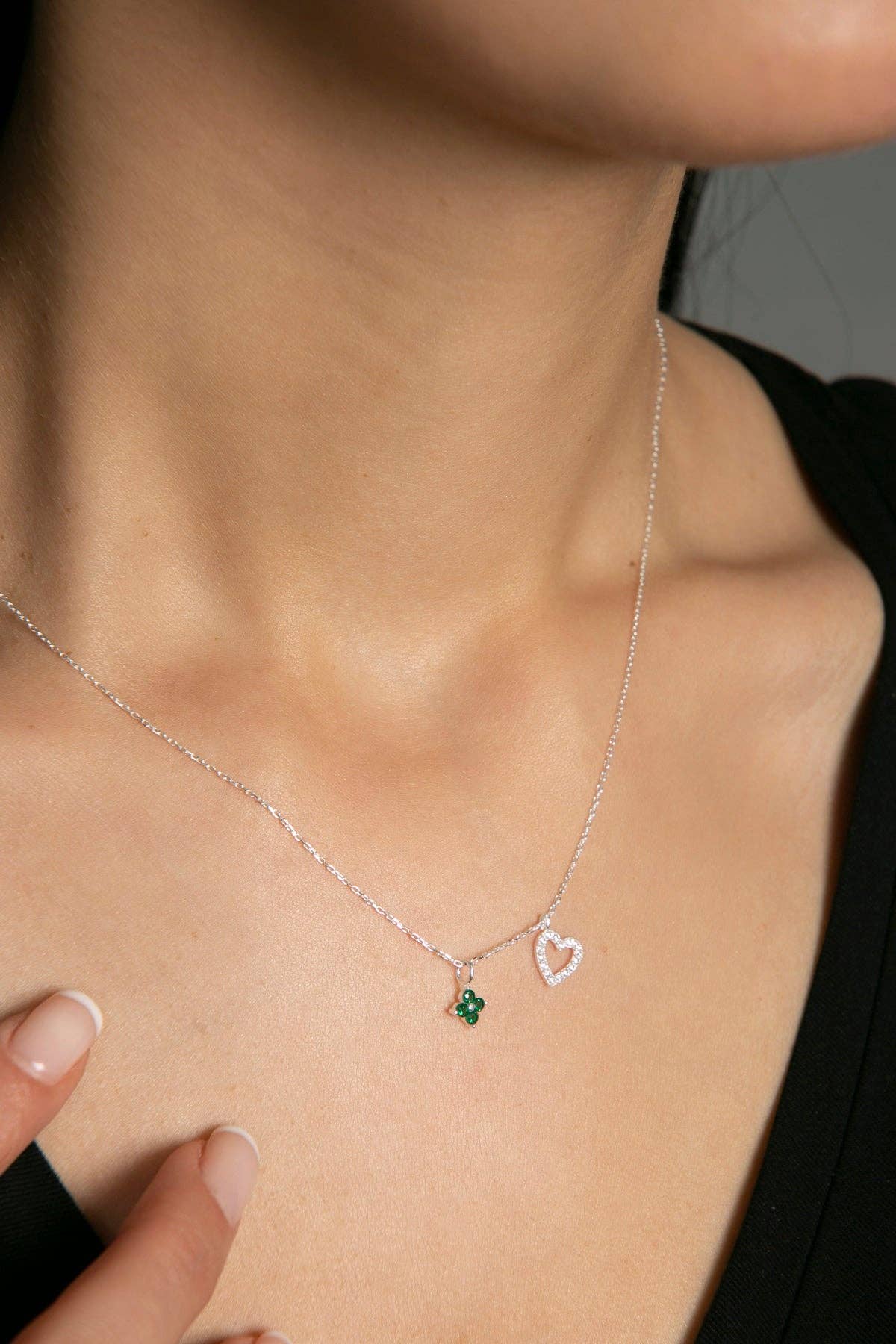 Women's 925 Sterling Silver Necklace with Heart Detail Minimal Design: SILVER