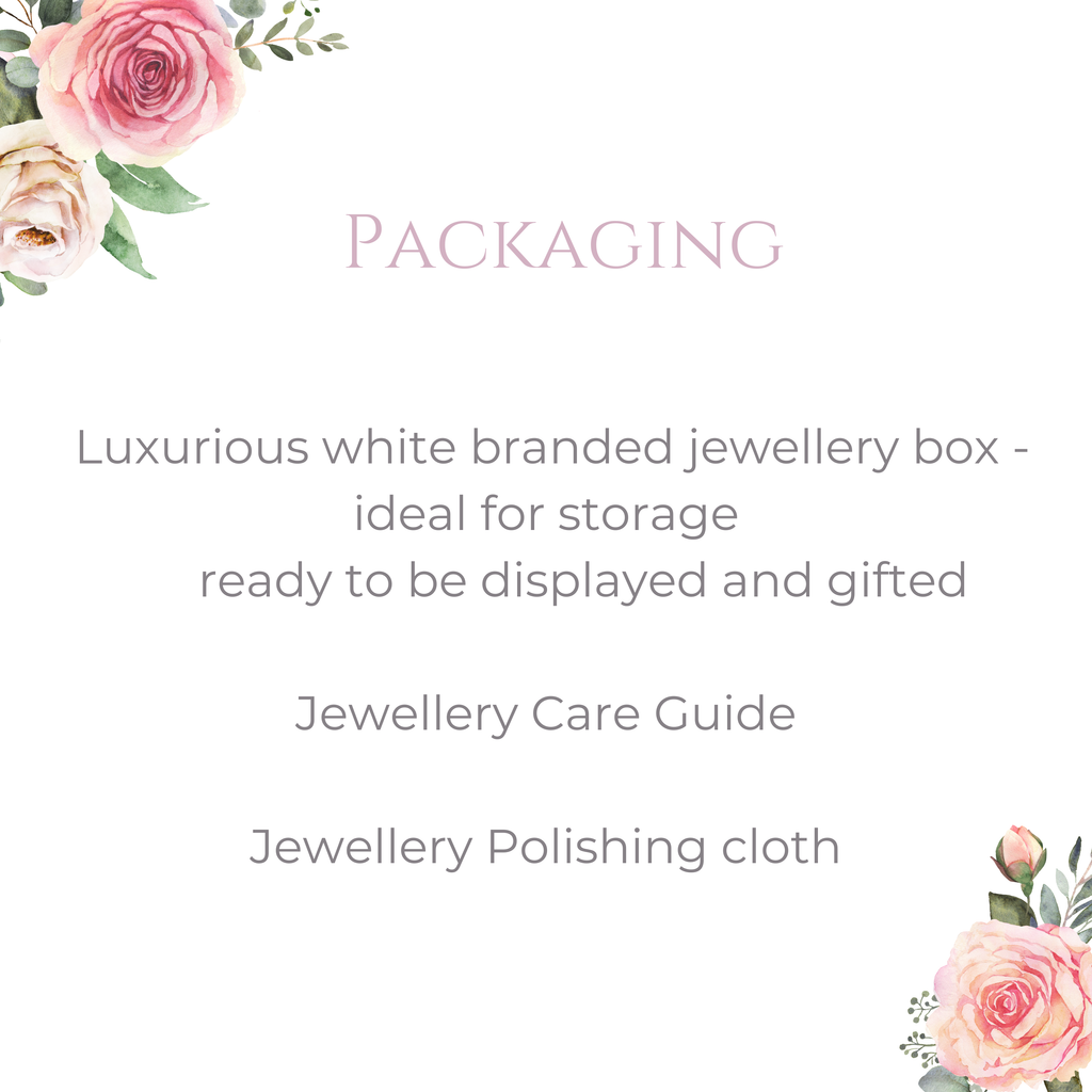 OLIELLE heart necklace with real baby's breath in resin: Silver Plated