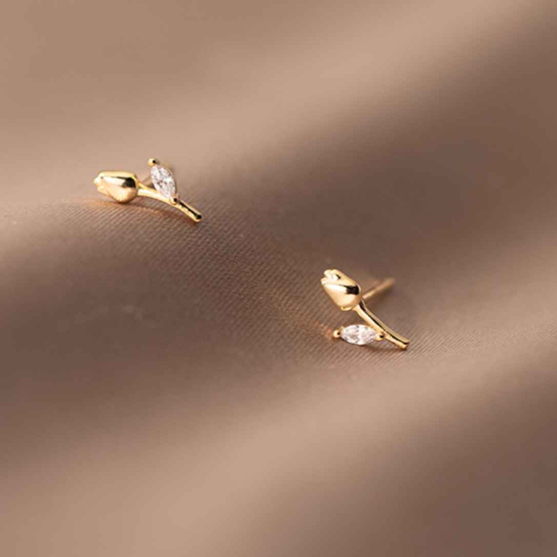 Sterling Silver Crystal Rose Stud Earrings: Silver