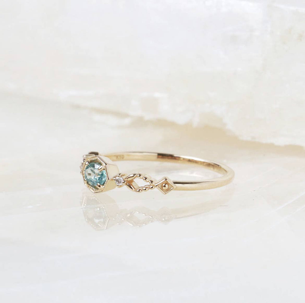S925 Sterling Silver Apatite and White Zircon Ring: size N