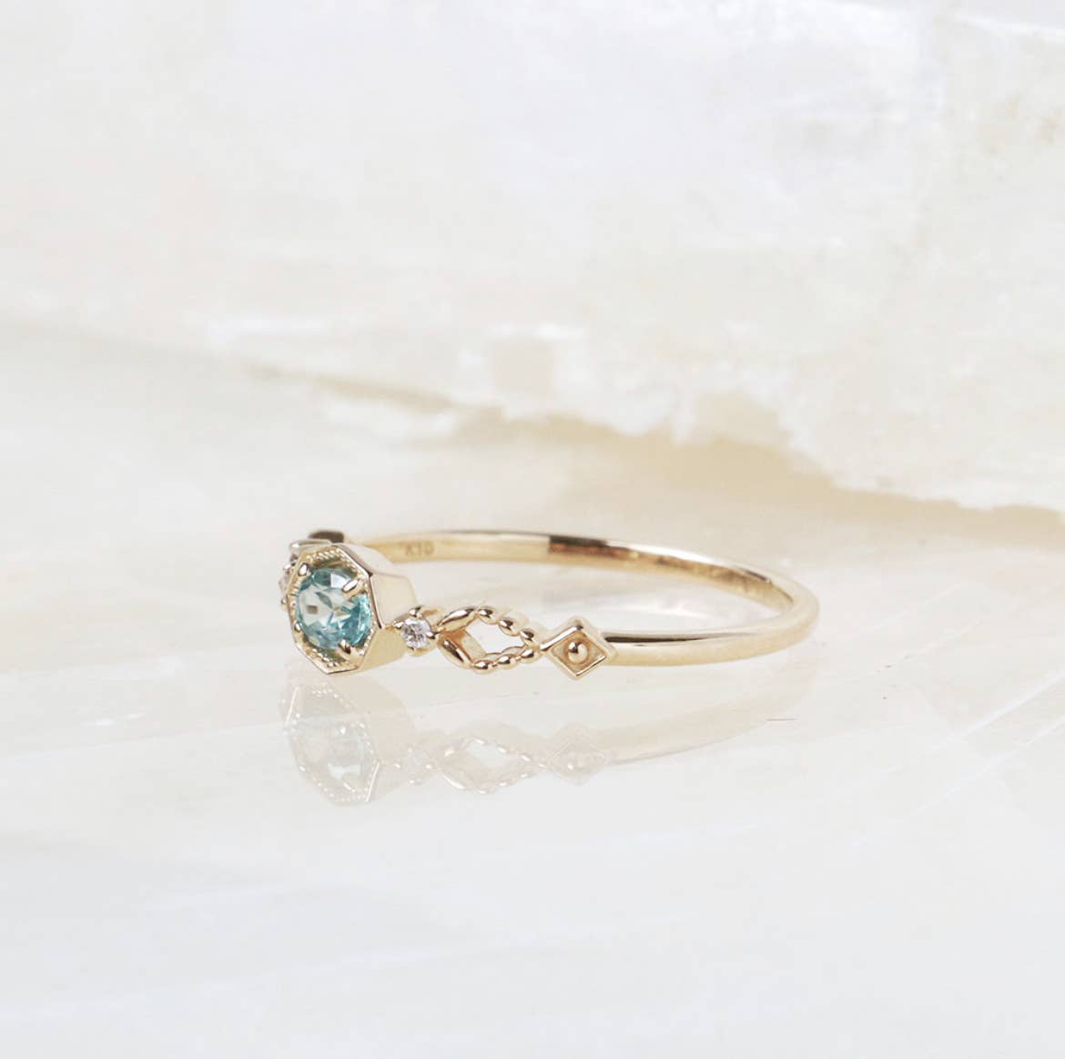 S925 Sterling Silver Apatite and White Zircon Ring: size N