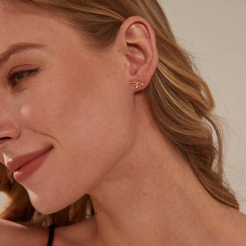Cute Bow Tie Bowknot Stud Earring in 925 Sterling Silver: Gold