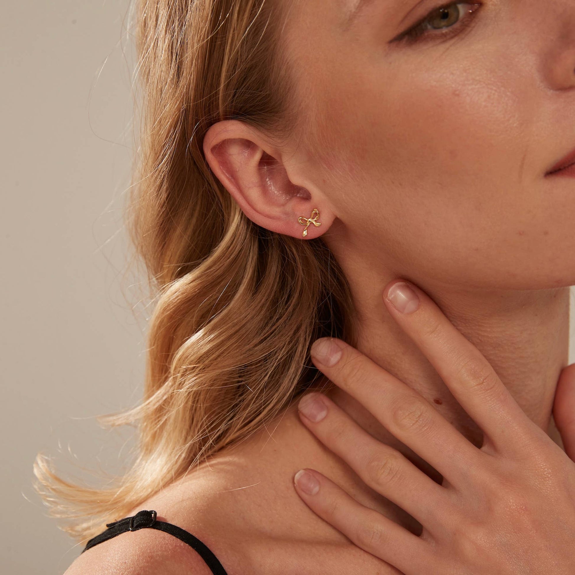 Cute Bow Tie Bowknot Stud Earring in 925 Sterling Silver: Gold