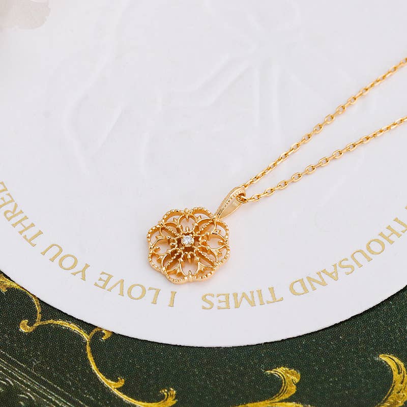 925 Sterling Silver Medieval Hollow Pattern Petal Necklace