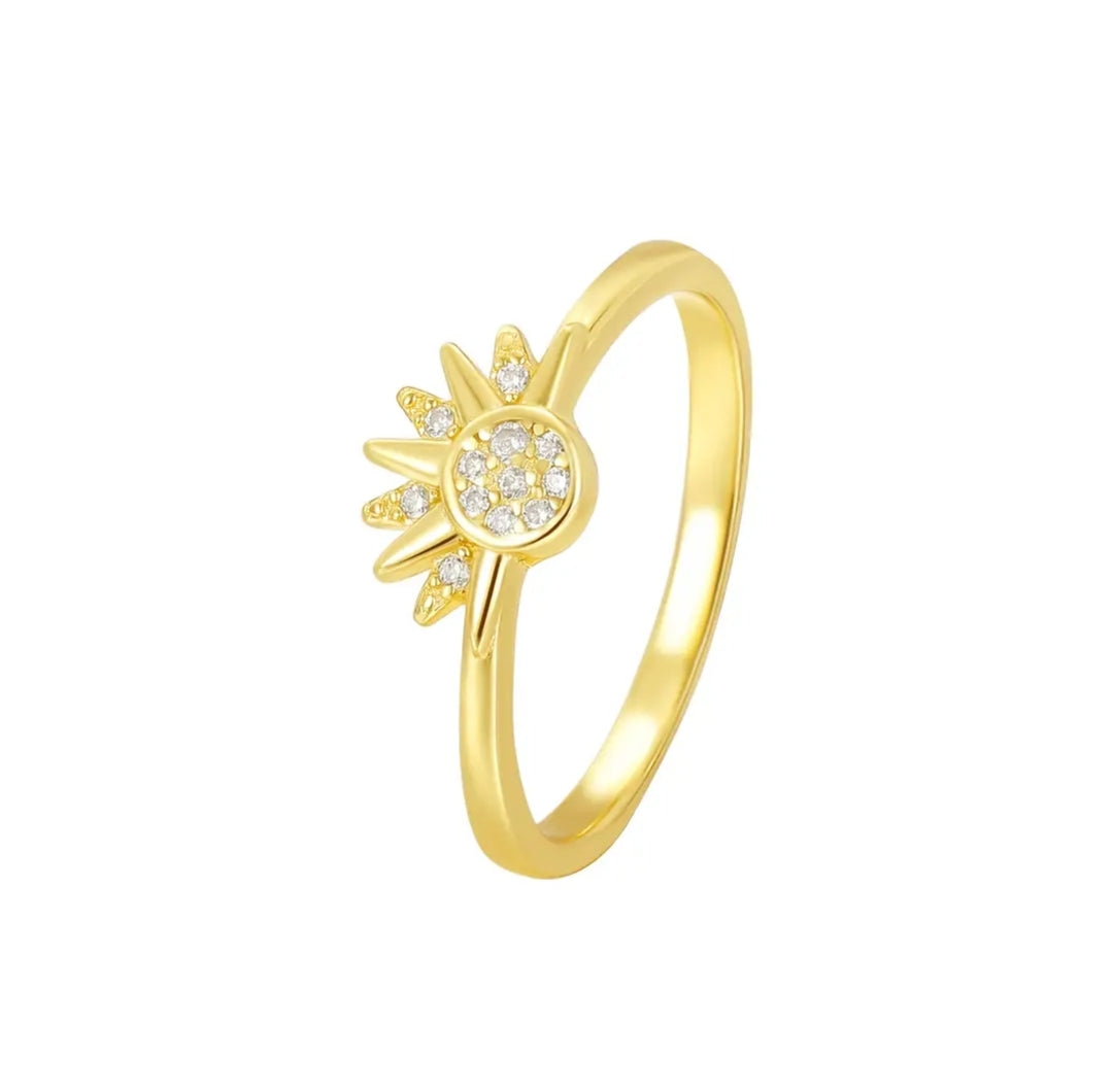 S925 Sterling Silver Micro-Diamond Sun and Moon Couple Ring: Yellow Gold  size N